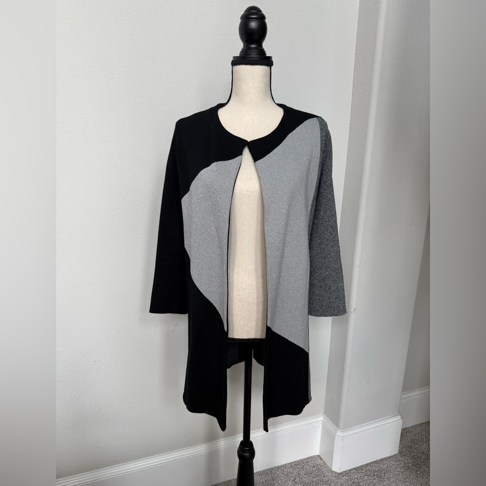 Ann Taylor Black and Gray Open Cardigan